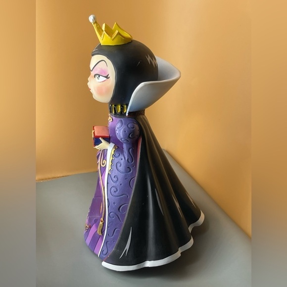 The World of Miss Mindy Evil Queen Stone Resin Figurine, NIB - Picture 9 of 12